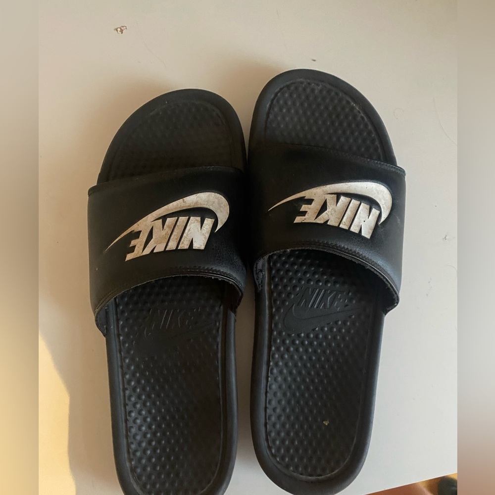 nike slides